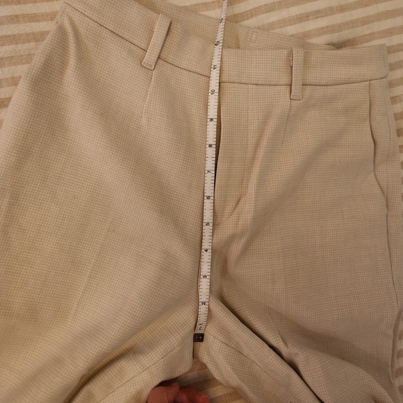 Uniqlo Checked Cream and White Dress Pants Size 4 / 26-27” waist - Picture 3 of 6